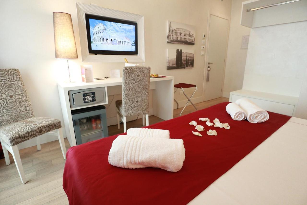 Tullia&Prisca Relais Hotel Rome Bagian luar foto
